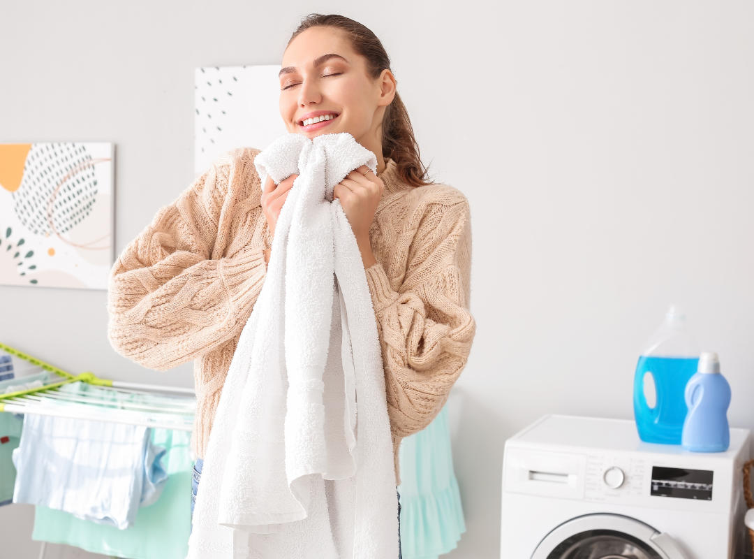 How to Get the Damp Smell Out of Clothes